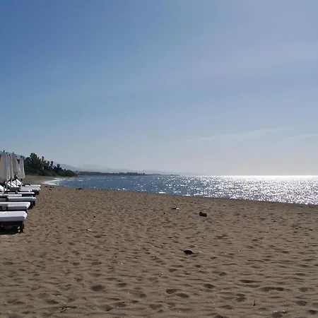 Pepe Vista Al Mar * Estepona