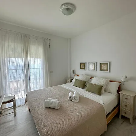 Pepe Vista Al Mar Apartment Estepona